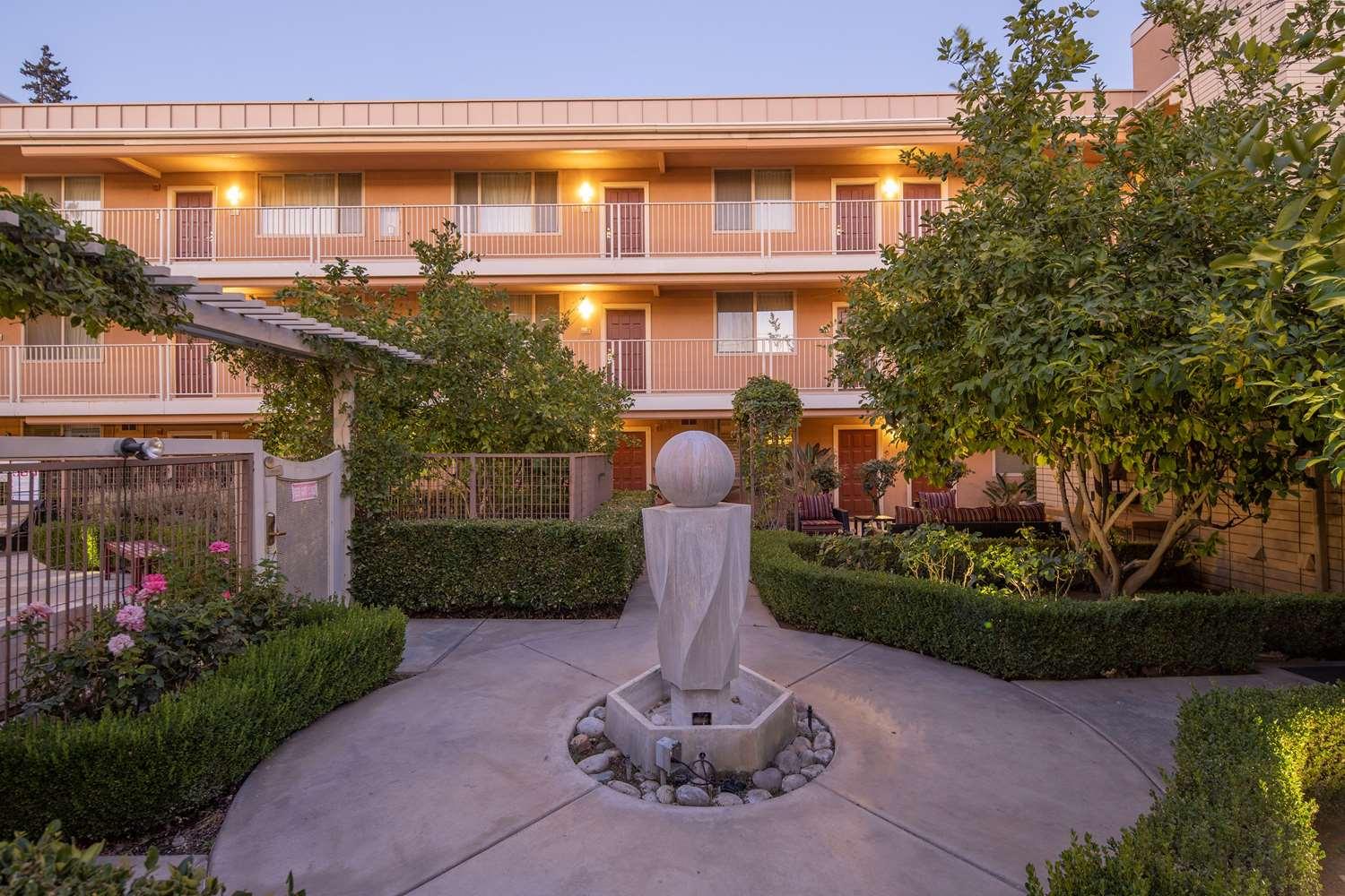 San Joaquin Motel